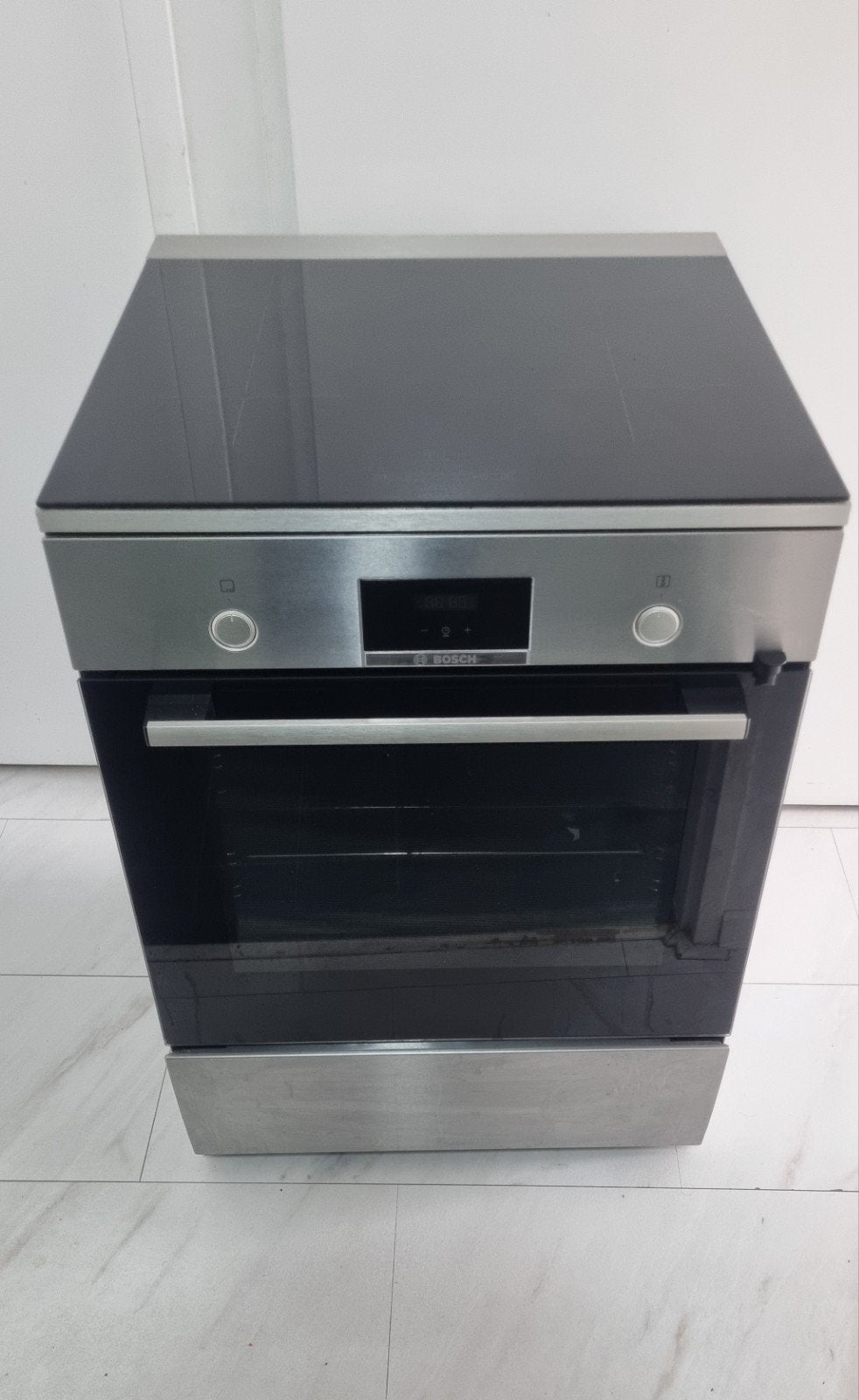Bosch inductie fornuis met heteluchtoven, Witgoed en Apparatuur, Ovens, Ophalen, Zo goed als nieuw, 60 cm of meer
