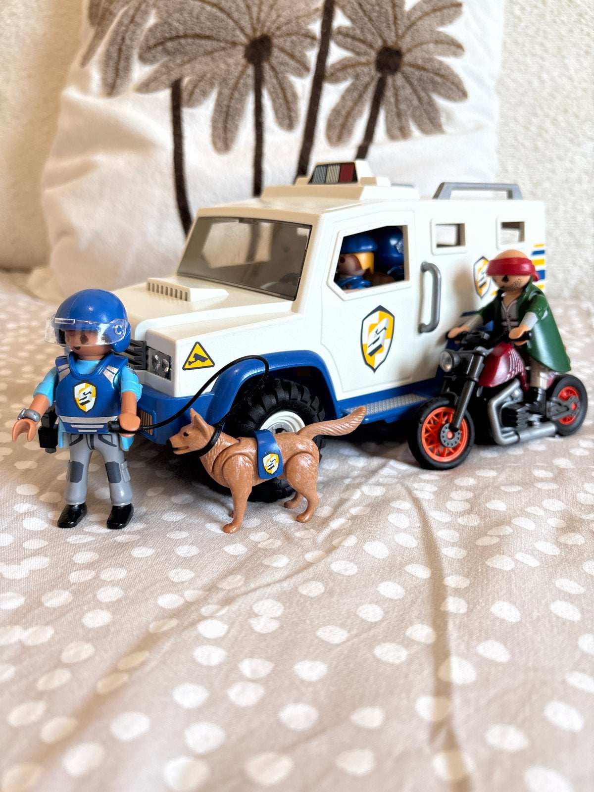 Playmobil Geldtransport met Politiehond en Motor, Complete set, Voertuig, Ophalen of Verzenden, Zo goed als nieuw