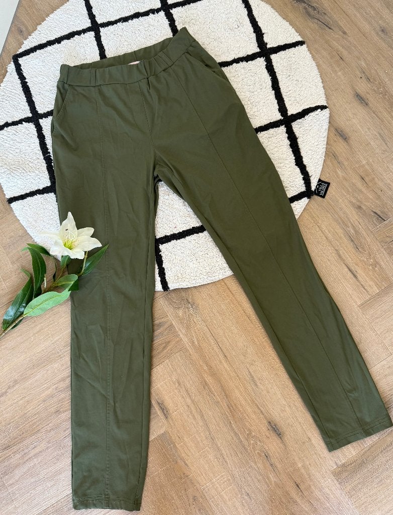 ZGAN olijf groen Studio Anneloes travel pantalon Anne S 36, Studio Anneloes, Ophalen of Verzenden, Zo goed als nieuw, Maat 36 (S)