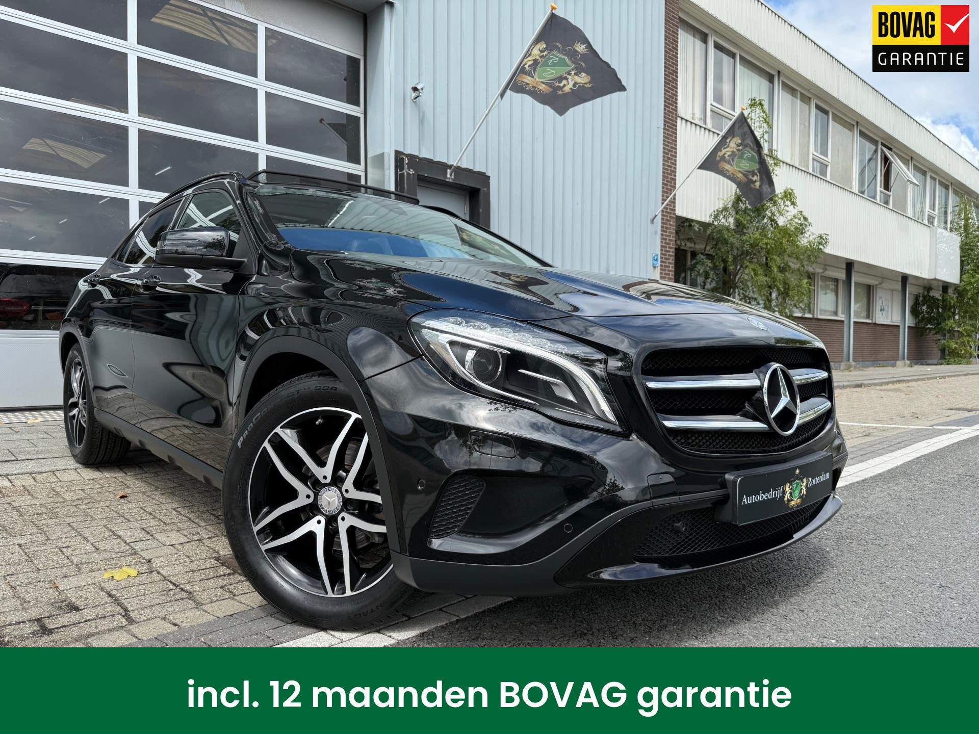 Mercedes-Benz GLA-klasse 180 AMG LED/LMV18/CAM/LEER/NAV/PANO, 4 cilinders, 1335 kg, SUV of Terreinwagen, 5 stoelen