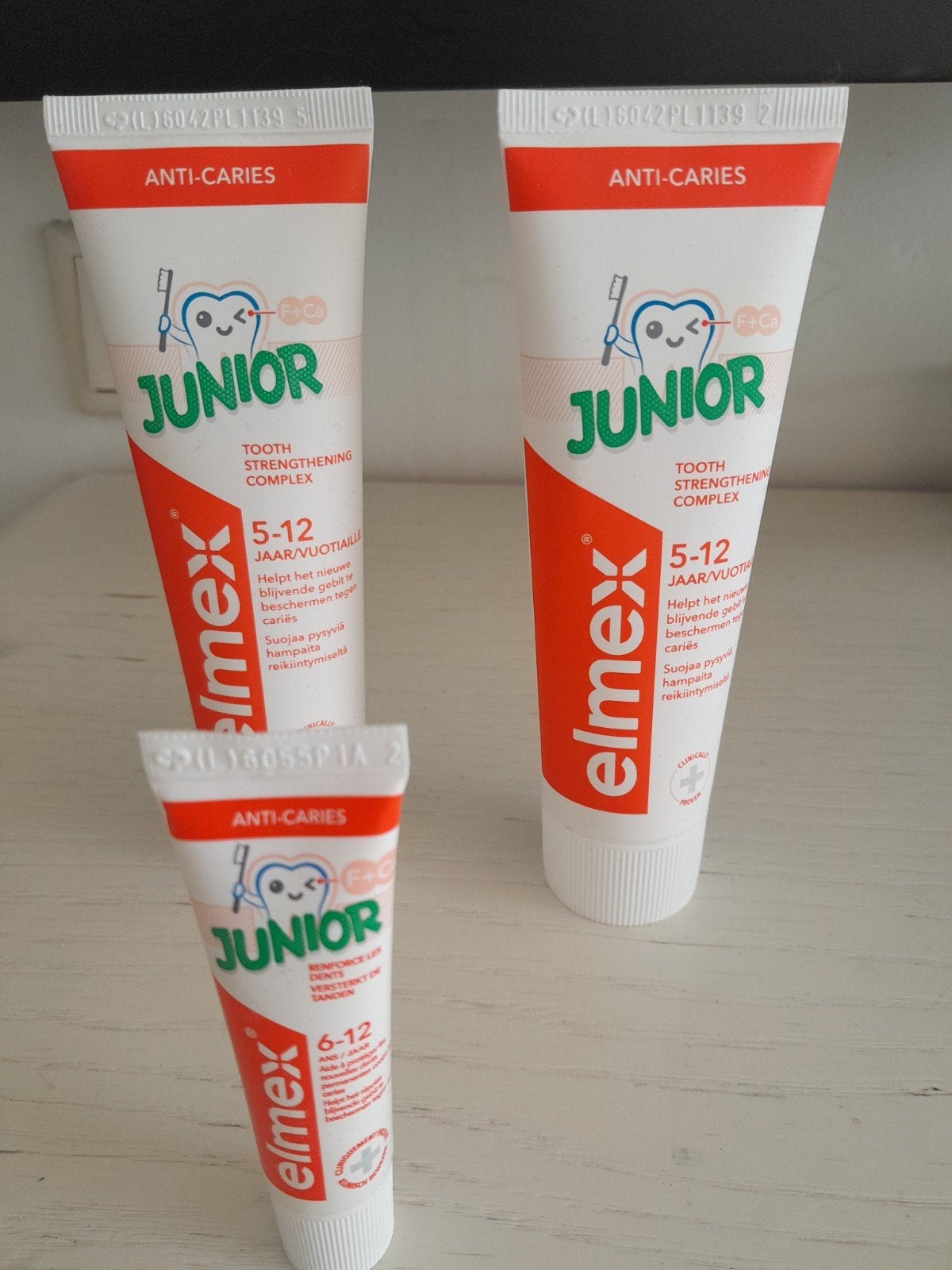 Elmex Junior Tandpasta Anti-Caries 5-12 jaar (3 stuks), Sieraden, Tassen en Uiterlijk, Ophalen, Nieuw, Tandpasta