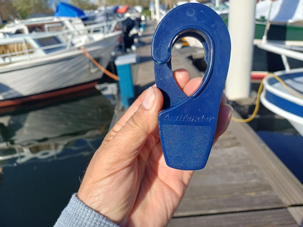 Fenderhaken voor boot 4 stuks - Handig en stevig, Watersport en Boten, Ophalen of Verzenden, Zo goed als nieuw, Overige typen