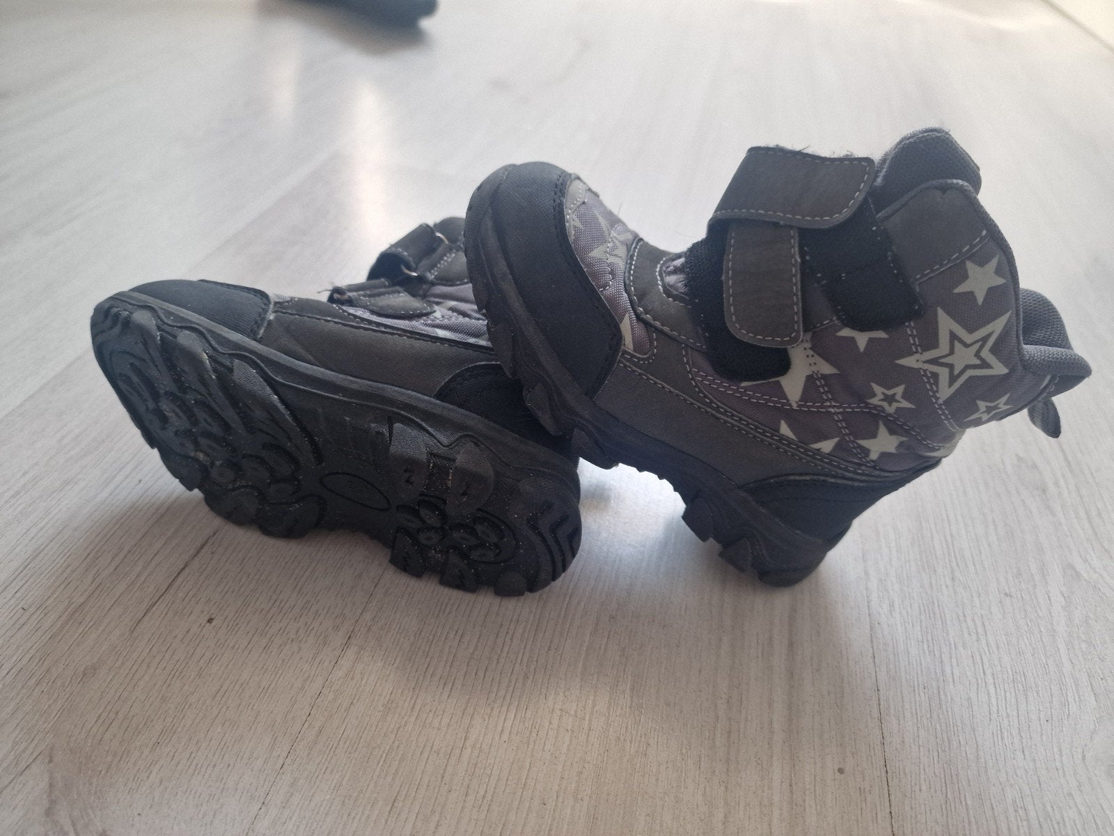 Warme kinderlaarzen met sterrenprint - Maat 28, Ophalen, Gebruikt, Jongen of Meisje, Laarzen