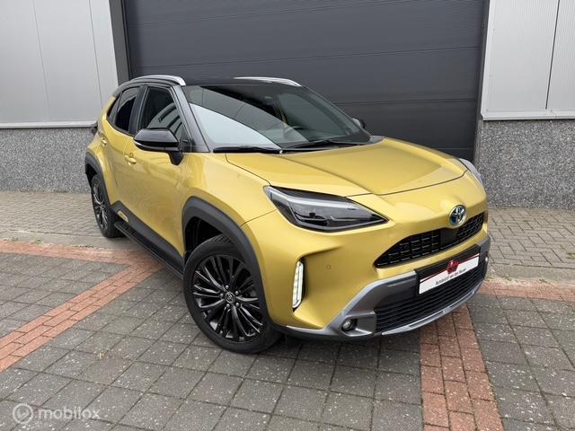 Toyota Yaris Cross 1.5 Hybrid Adventure JBL HUD AppleCarplay, Gebruikt, Zwart, Overige kleuren, 1490 cc