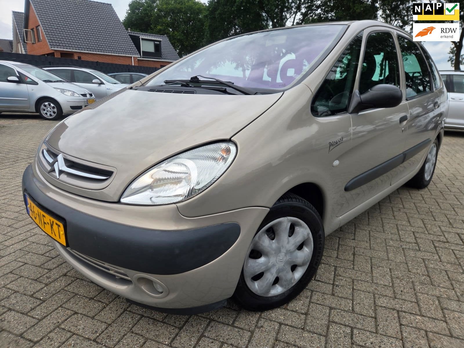Citroen Xsara Picasso 1.8i-16V Différence 2 2003. Climate/C, Stof, 4 cilinders, 1749 cc, 116 pk