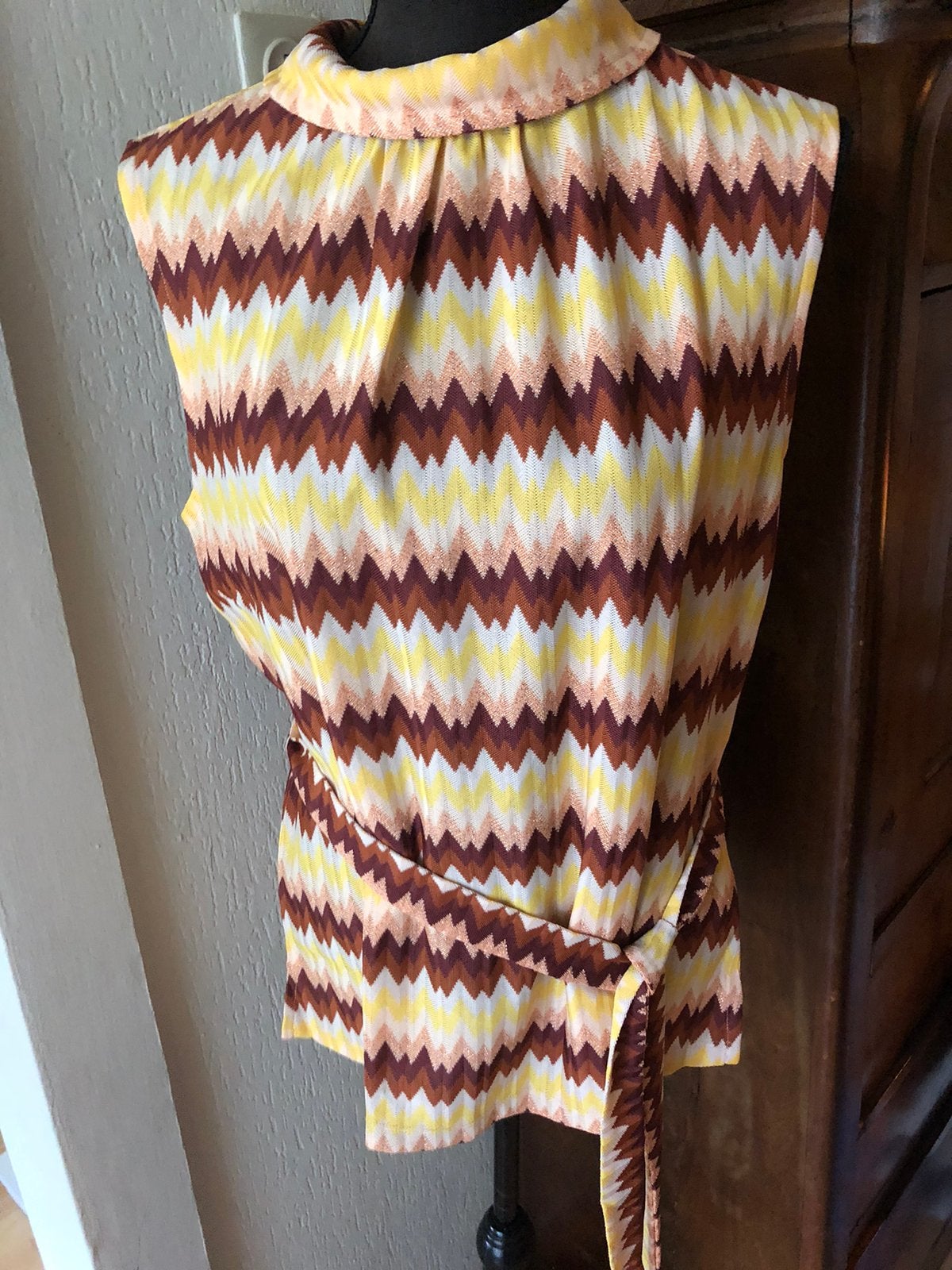 King louie  glitter top L, Kleding | Dames, Tops, Maat 42/44 (L), Zo goed als nieuw, Zonder mouw, Meerkleurig