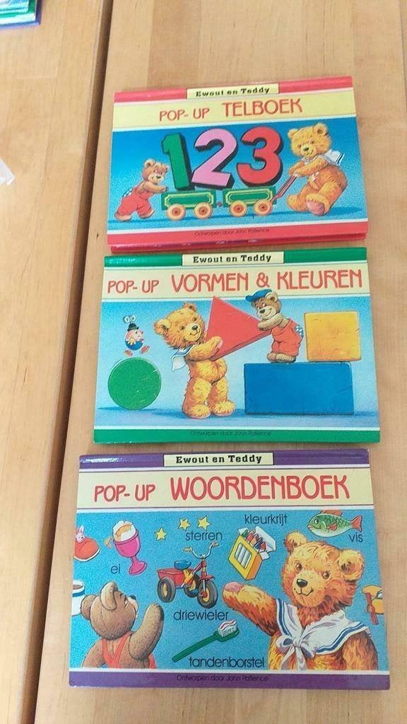 EWOUT EN TEDDY - 3 POP - UP BOEKJES, Ophalen of Verzenden