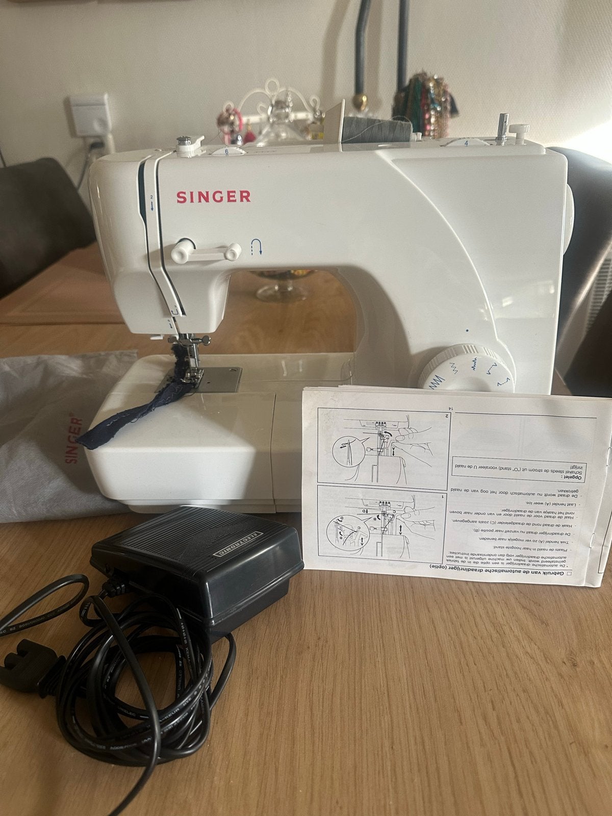 Singer Naaimachine - Zo goed als nieuw, Ophalen of Verzenden, Zo goed als nieuw, Naaimachine, Singer