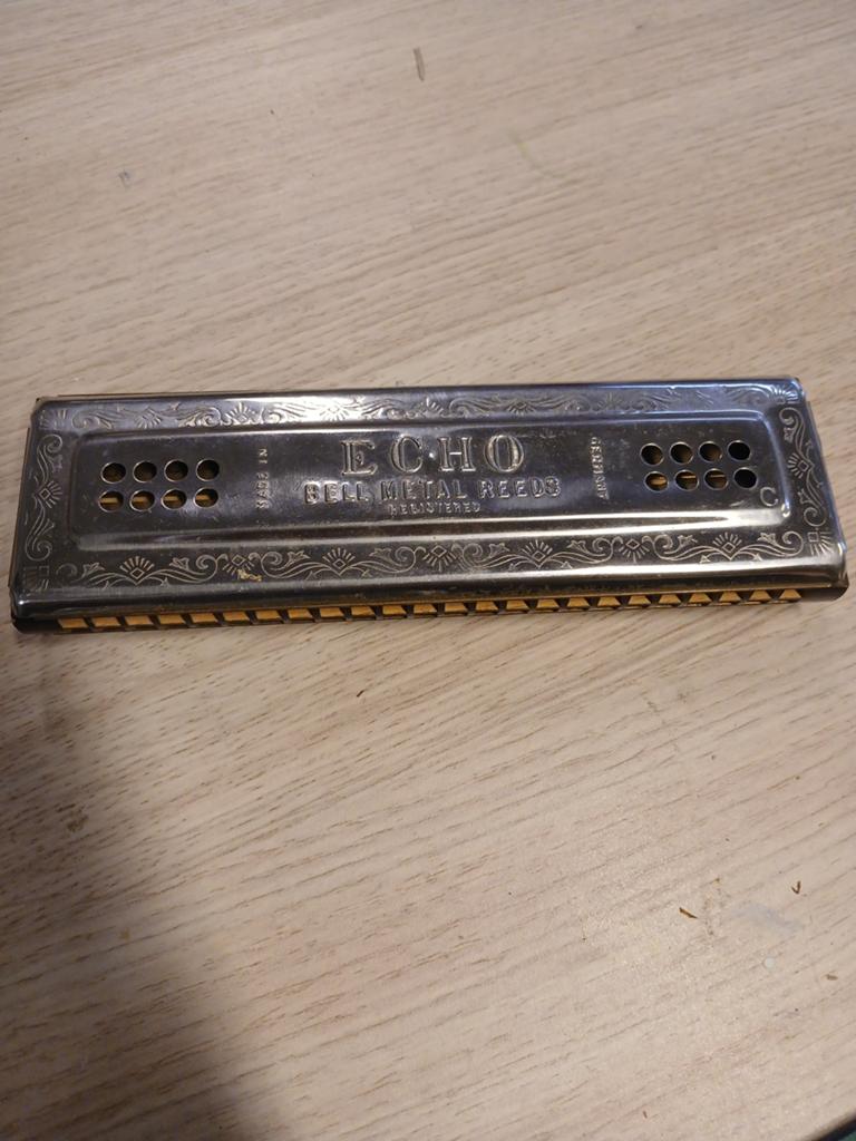 Vintage Hohner Echo Mondharmonica - Bell Metal Reeds, Muziek en Instrumenten, Blaasinstrumenten | Mondharmonica's, Verzenden, Gebruikt