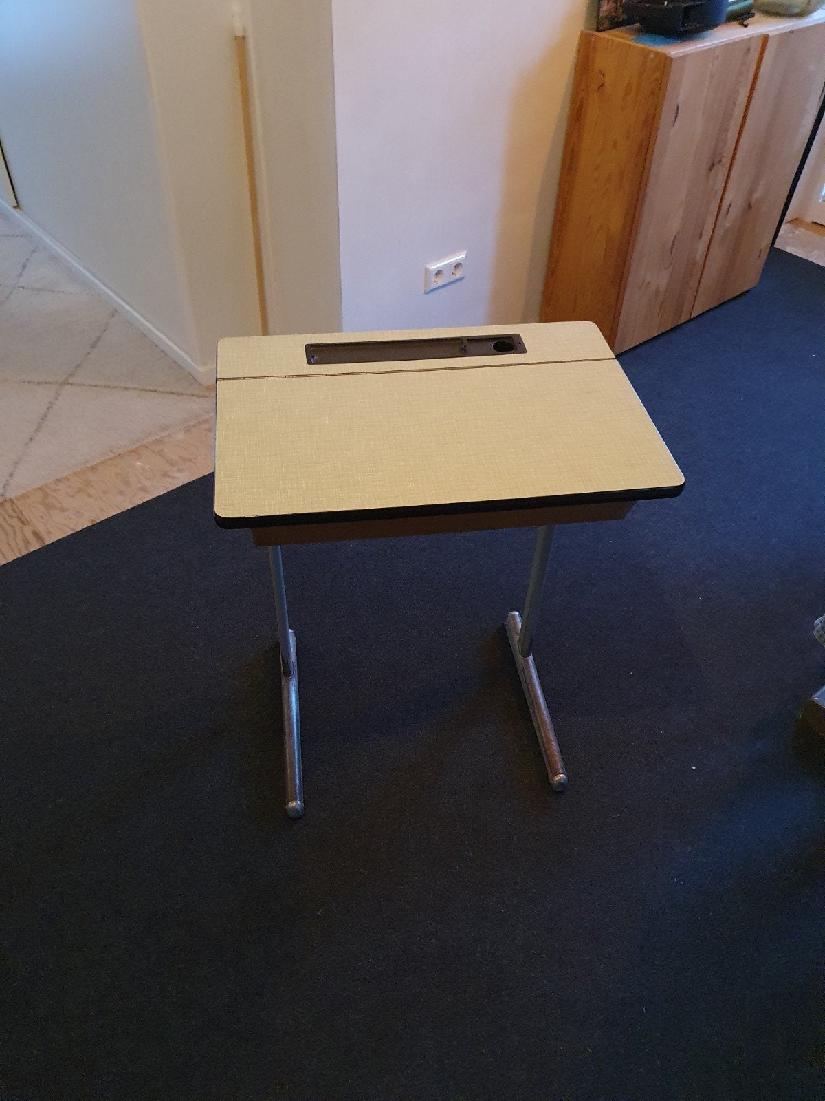 bureau met klep, Ophalen