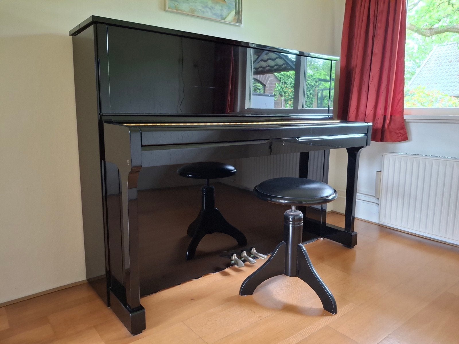 Yamaha SU 118C Zwart Gepolitoerd Piano - Bouwjaar 1990, Muziek en Instrumenten, Piano's, Ophalen, Gebruikt, Zwart, Piano