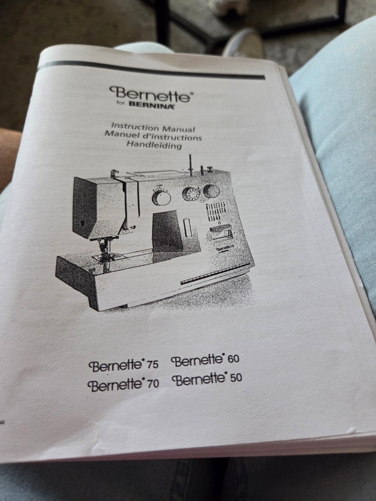 Bernina Bernette 75 Naaim bieden achine - Zo goed als nieuw, Hobby en Vrije tijd, Naaimachines en Toebehoren, Ophalen of Verzenden