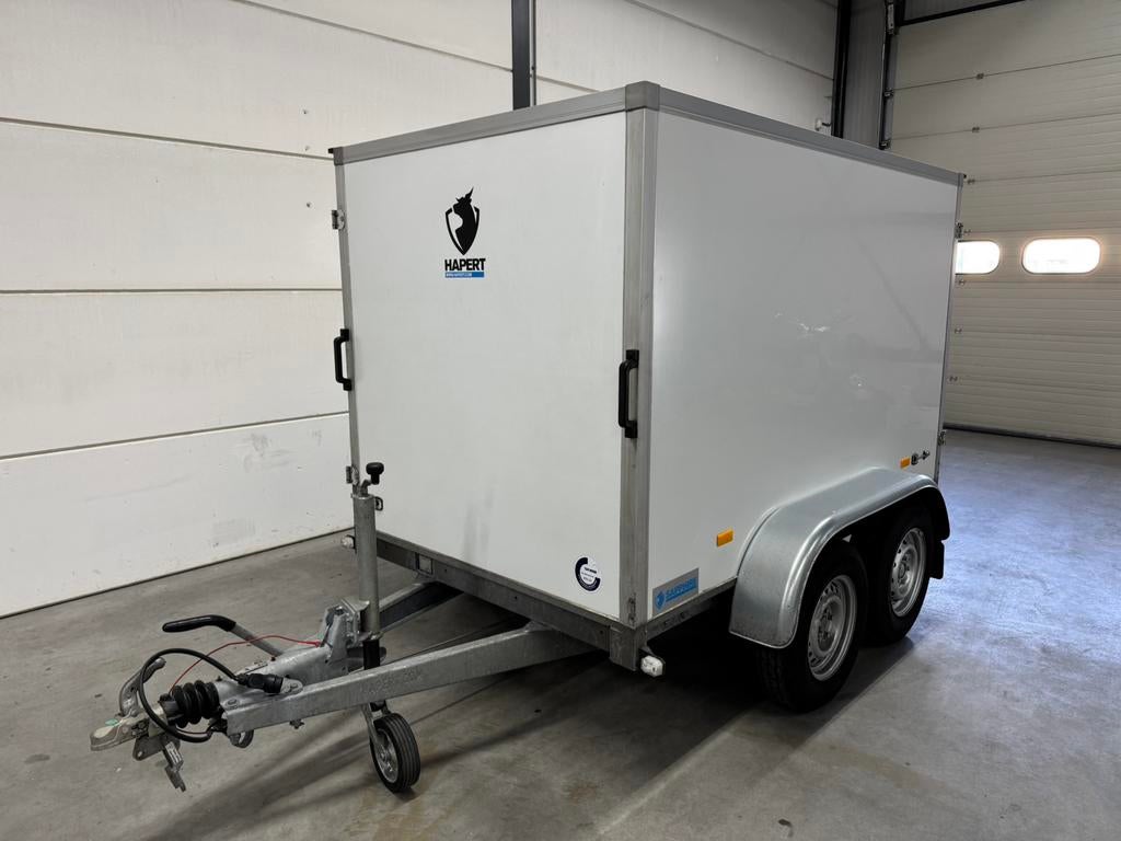 Gesloten hapert aanhanger 2025 met wassysteem 2700kg, Ophalen, Zo goed als nieuw