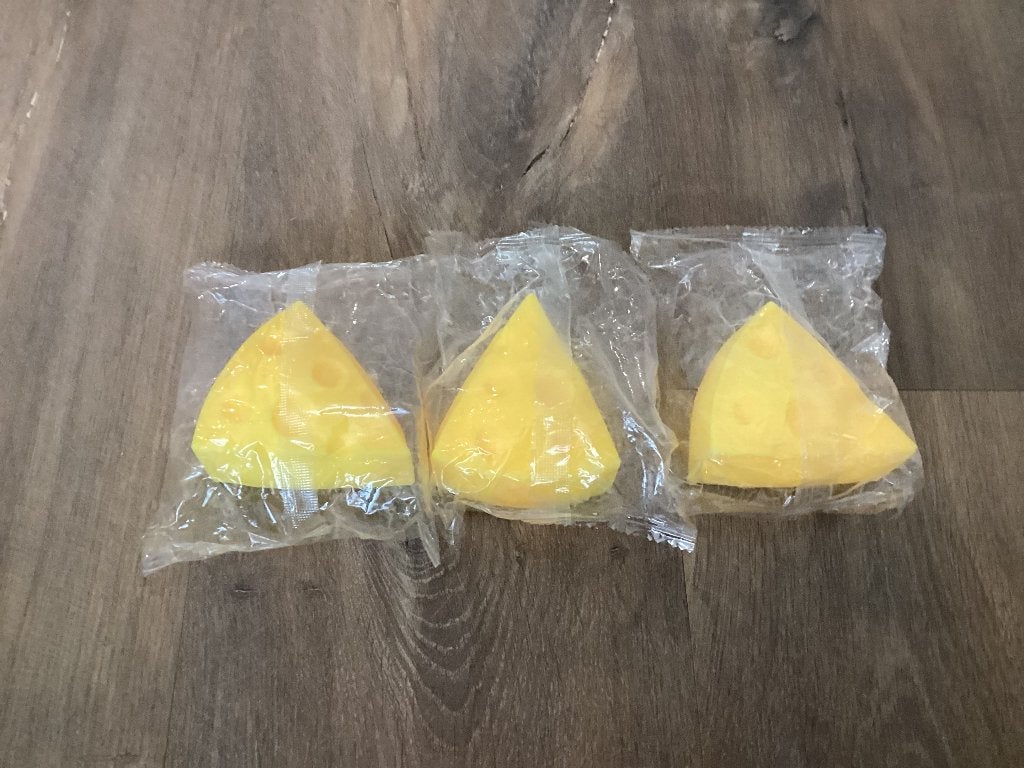 Driehoekige kaas squishy met verpakking, Ophalen of Verzenden, Nieuw