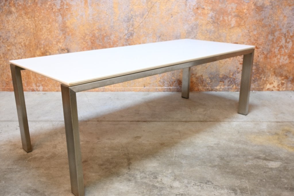 Als Nieuw! witte Arco Graphic design eetkamertafel, ARCO, 200 cm of meer, Zo goed als nieuw, Vijf personen of meer