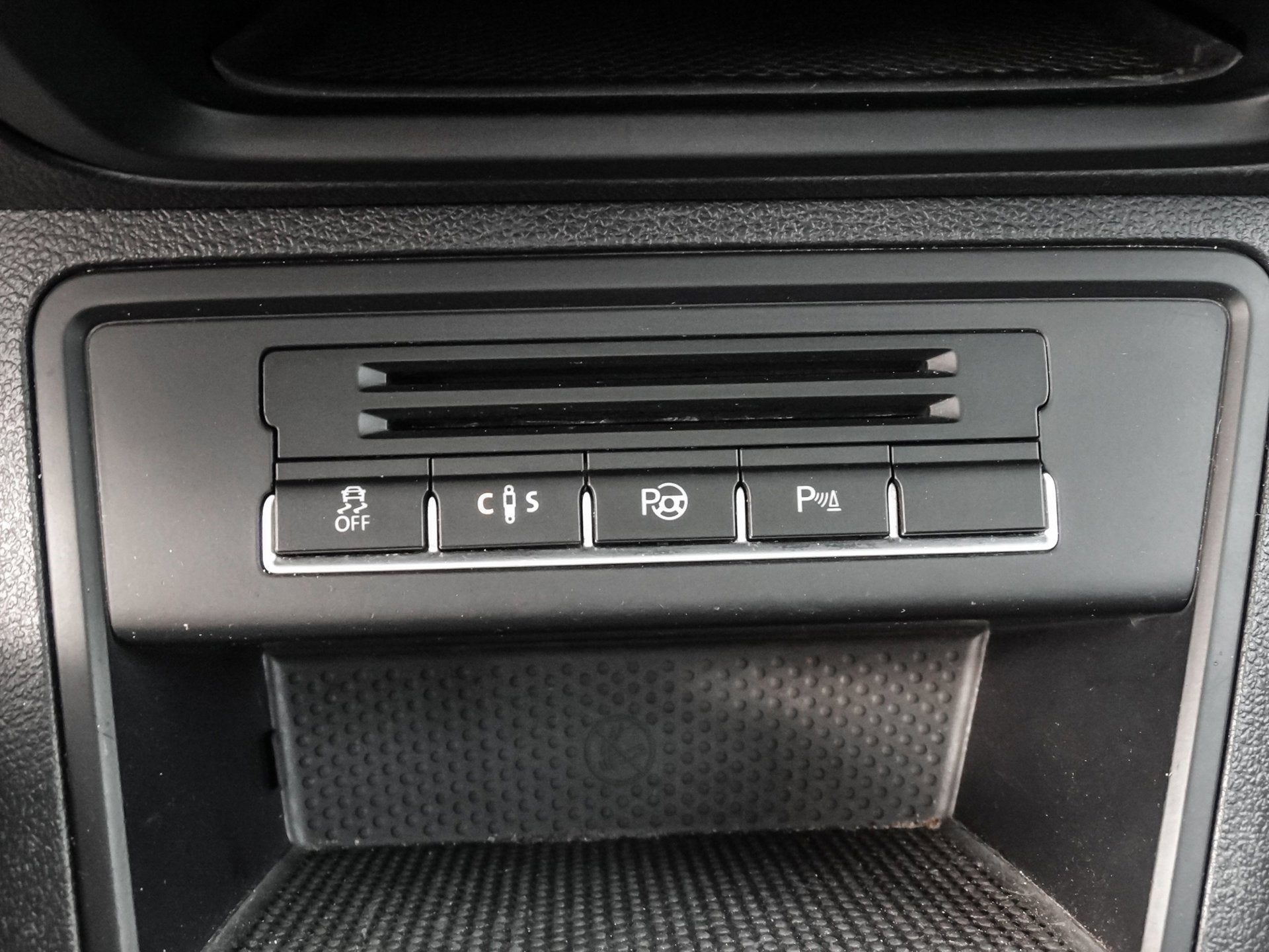 Foto 23 van Volkswagen Tiguan 2.0 TSI Sport&Style 4motion R-line Edition