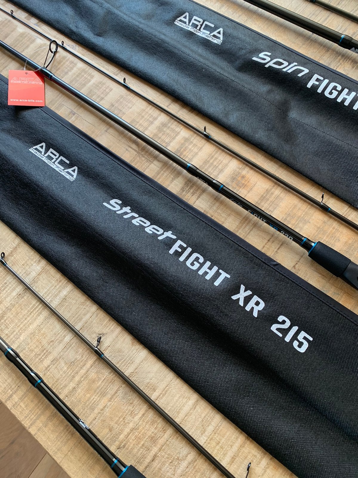 Nieuwe Arca Fight spinhengels, 2.15m - 2.30m - 2.45m, Watersport en Boten, Hengelsport | Roofvissen, Ophalen of Verzenden, Nieuw