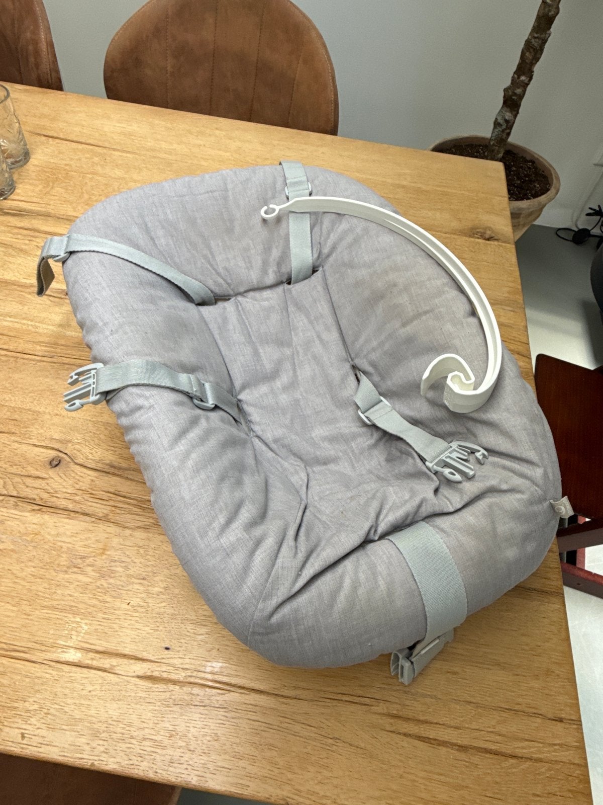 Stokke Tripp Trapp Newborn Set met boog en tweede hoes, Ophalen, Gebruikt, Overige typen, Aanschuifbaar