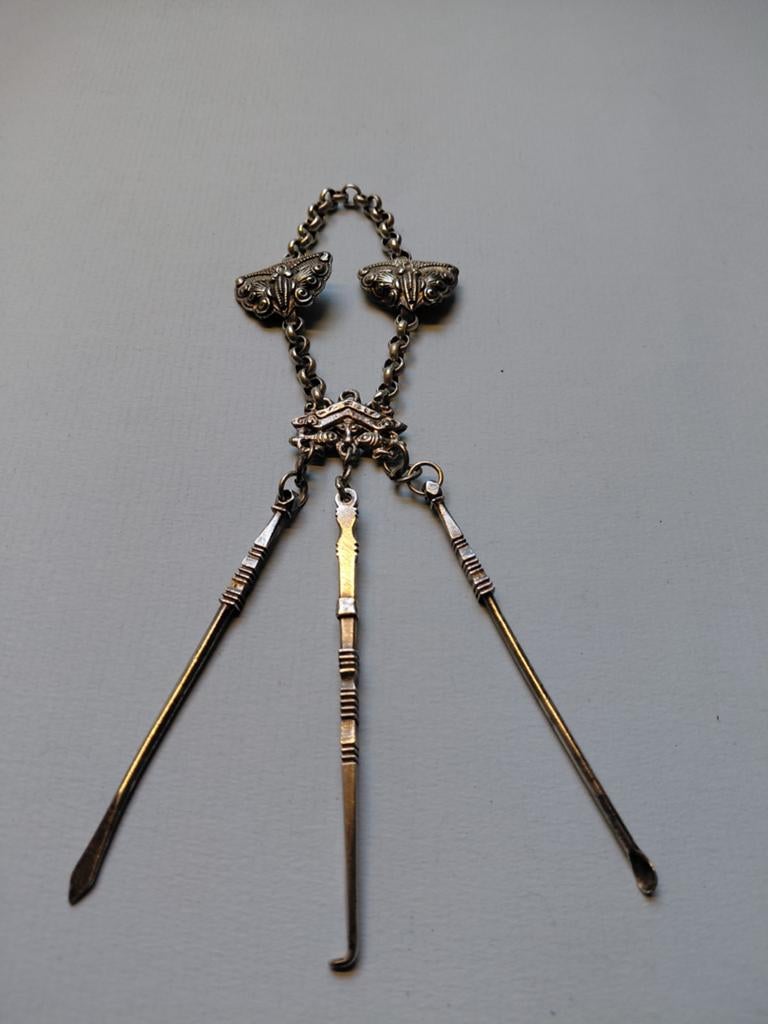 antieke Chinese chatelaine, Indonesie, Maleisie, Verzenden