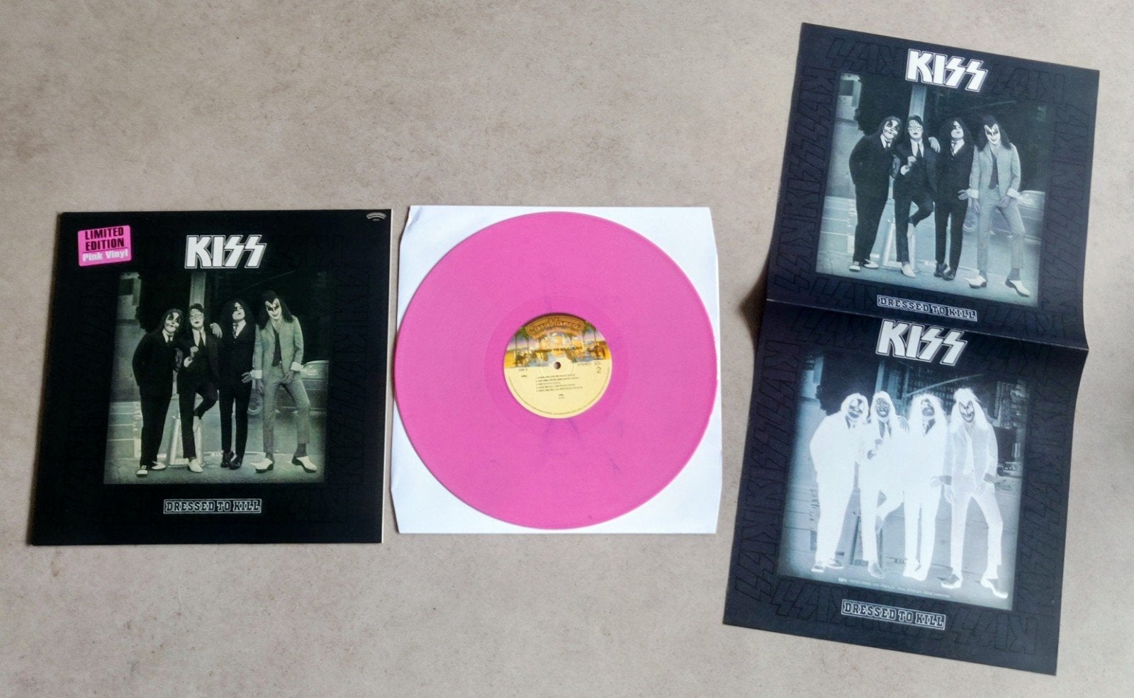 lp Kiss pink vinyl dressed to kill, Ophalen of Verzenden, Zo goed als nieuw