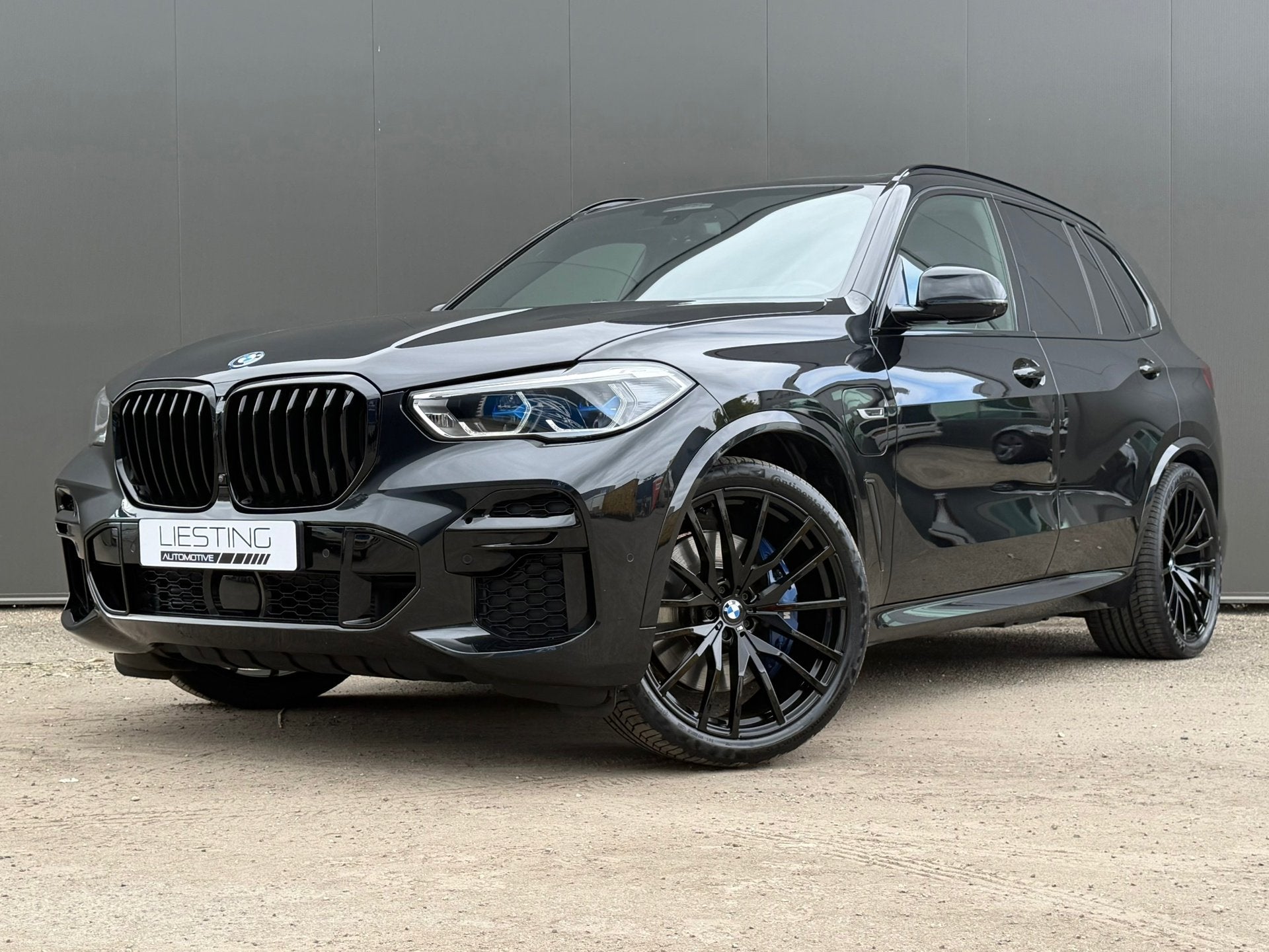BMW X5 xDrive45e M-Sport Pano Trekhaak H/K 360 4Wielsturing, Gebruikt, 394 pk, Zwart, Vierwielaandrijving