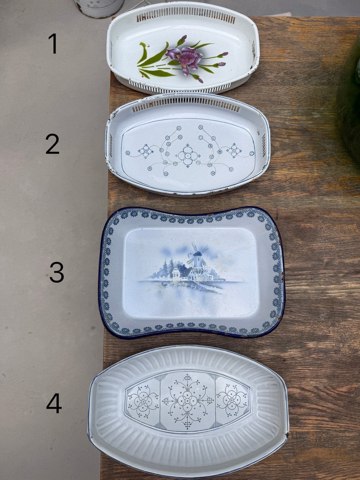 Vier emaille broodmandjes, Ophalen of Verzenden