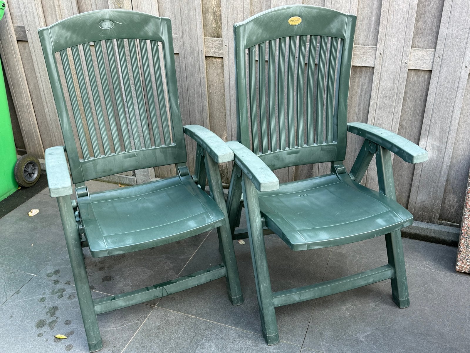 2 groene inklapbare tuinstoelen, Tuin en Terras, Ophalen, Gebruikt, Kunststof, Inklapbaar