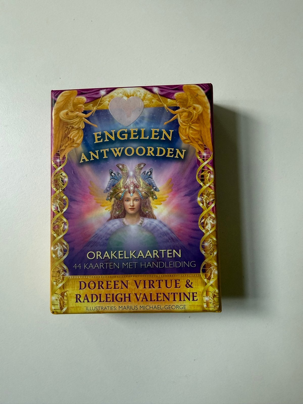 Engelen Antwoorden Orakelkaarten - Doreen Virtue & Radleigh, Ophalen of Verzenden, Zo goed als nieuw, Tarot of Kaarten leggen