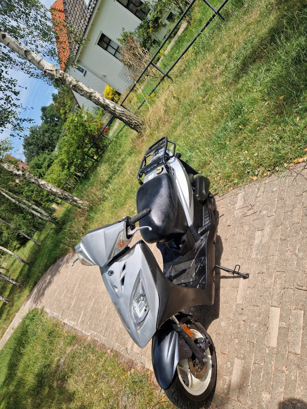 kymco scooter bromfiets bouwjaar eind van 2017, Fietsen en Brommers, Scooters | SYM, Ophalen of Verzenden, Benzine, Overige modellen