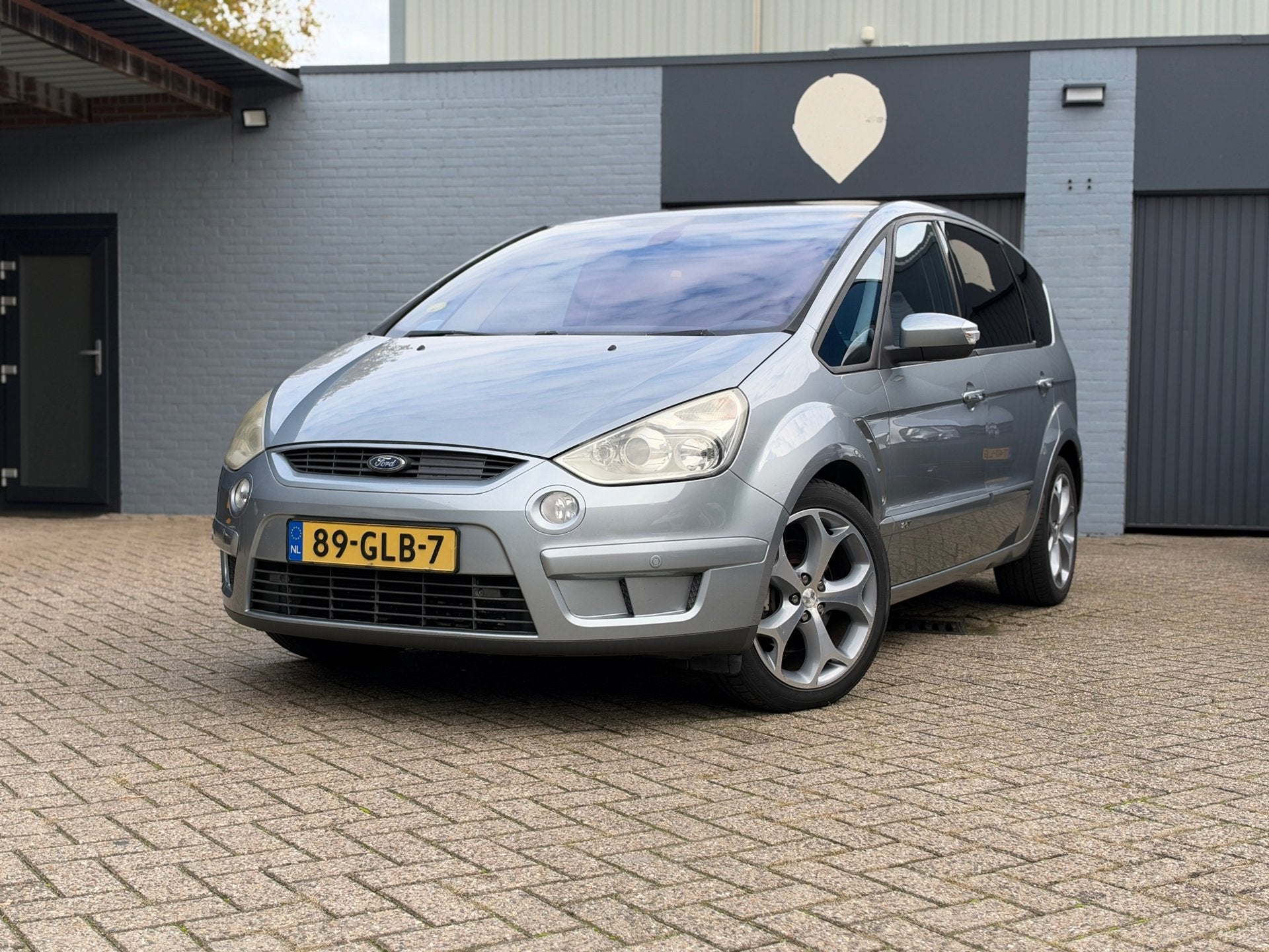 Ford S-Max 2.5-20V Turbo 220 pk | Pano | ACC | Nwe APK, Auto's, Gebruikt, Alcantara, 2521 cc, Bedrijf