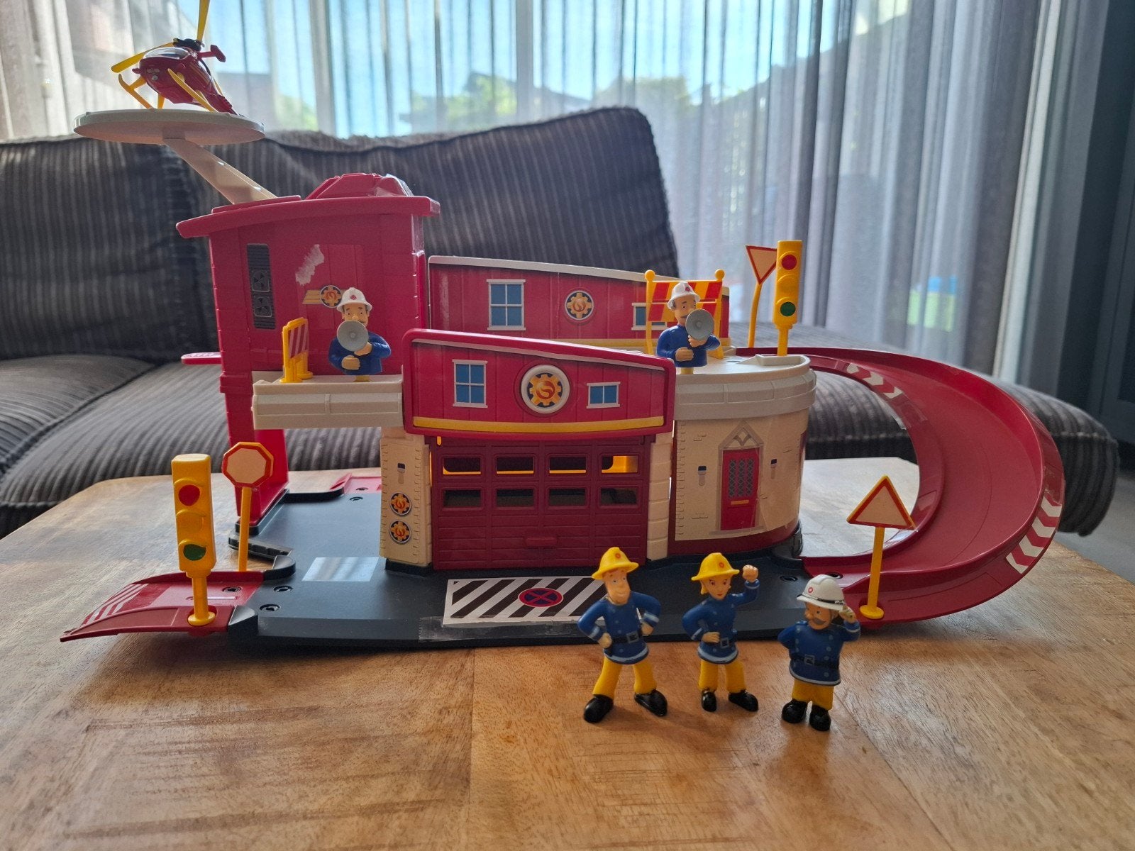 Brandweerman Sam branweerkazerne, Ophalen, Gebruikt