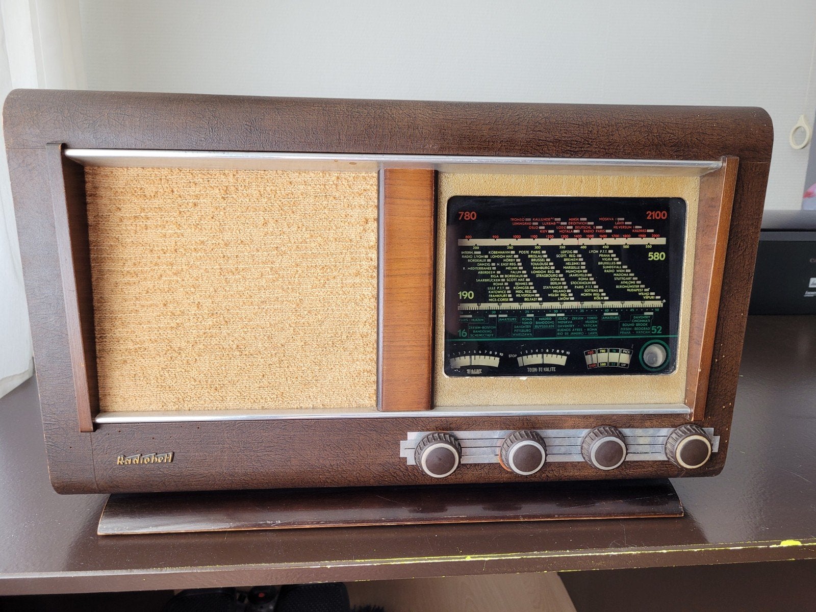 Vintage Radionette buizenradio - Decoratief object, Antiek en Kunst, Ophalen