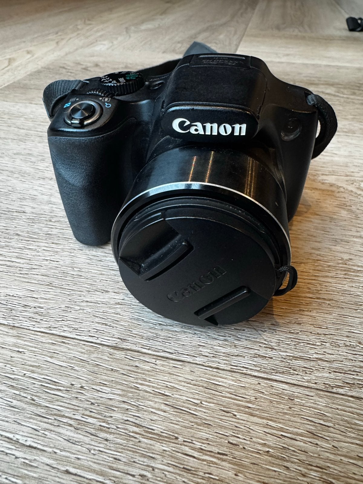Canon PowerShot SX540 HS 50x superzoom! Met accessoires., Audio, Tv en Foto, Canon, Ophalen of Verzenden, Zo goed als nieuw, WiFi