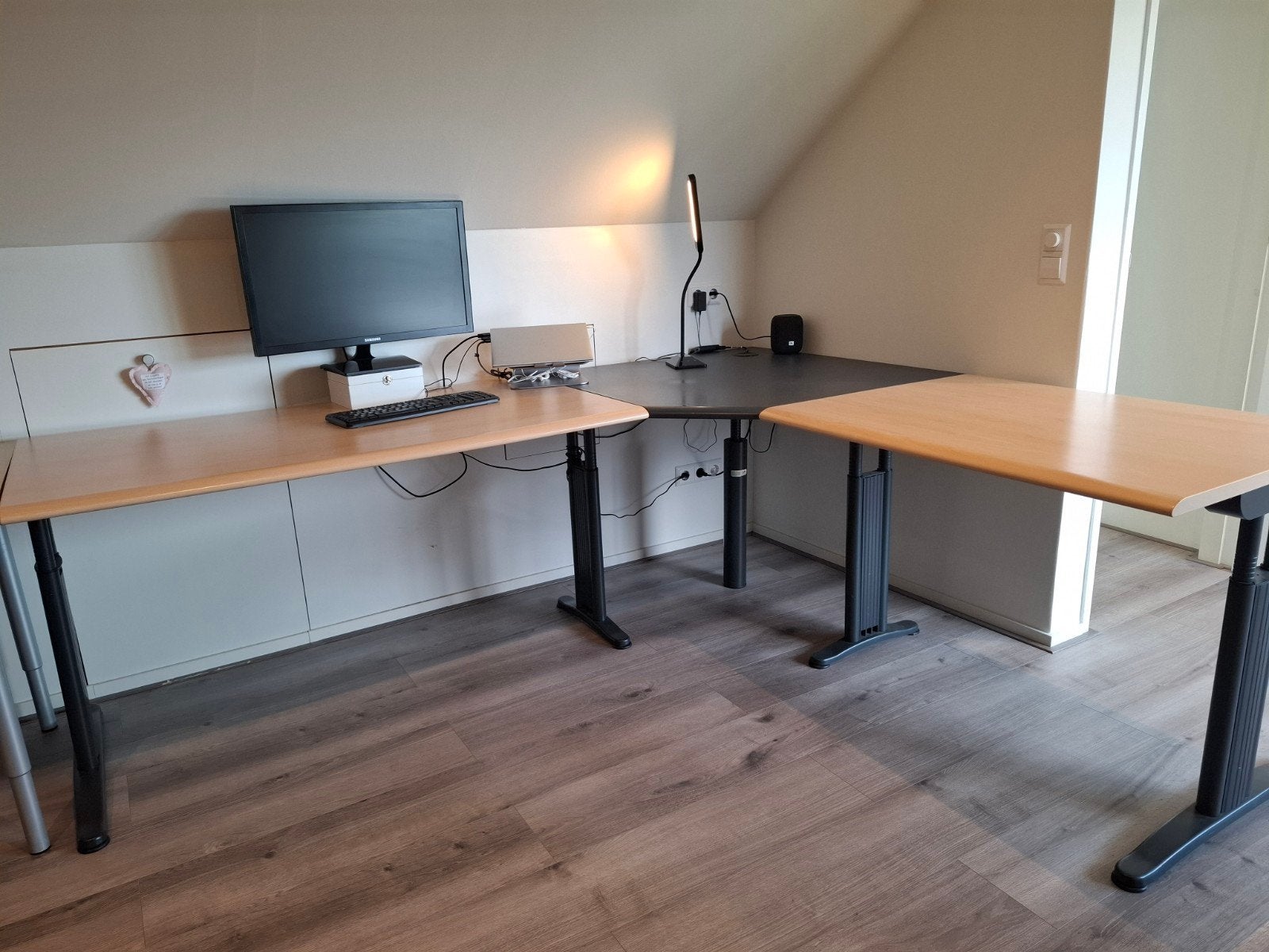 Licht eiken/ antraciet hoek bureau, Huis en Inrichting, Bureaus, Hoekbureau, 200 cm, Zo goed als nieuw, Overige merken