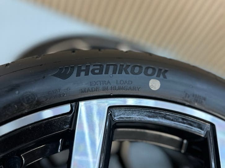 Nieuwe VW Polo GTI / Faro velgen 18 inch Hankook zomerbanden, Auto-onderdelen, 18 inch, 215 mm, Banden en Velgen, Nieuw