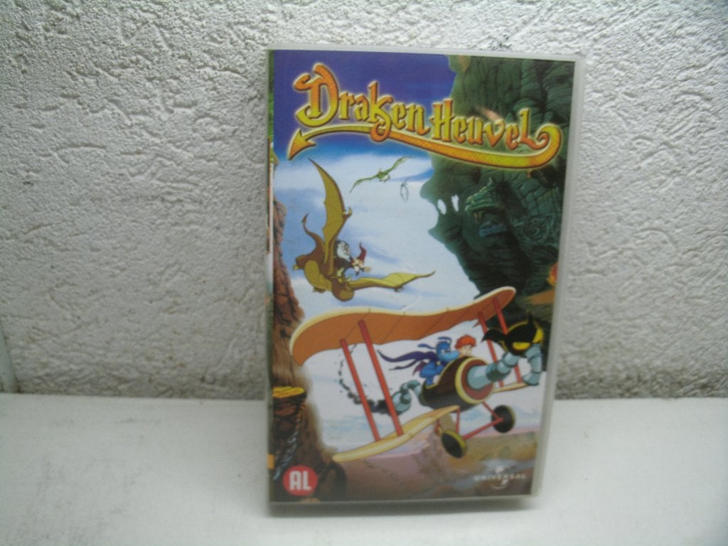 vhs 108a draken heuvel, Alle leeftijden, Ophalen of Verzenden, Zo goed als nieuw, Actie en Avontuur