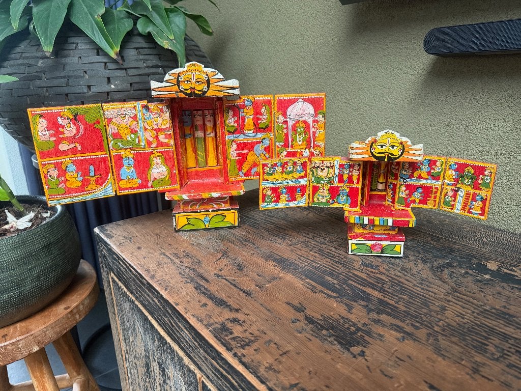India Kavad draagbare tempel handbeschilderd uniek Indiase, Antiek en Kunst, Houtsnijwerk, Minder dan 20 cm, Handgemaakt, Ophalen of Verzenden
