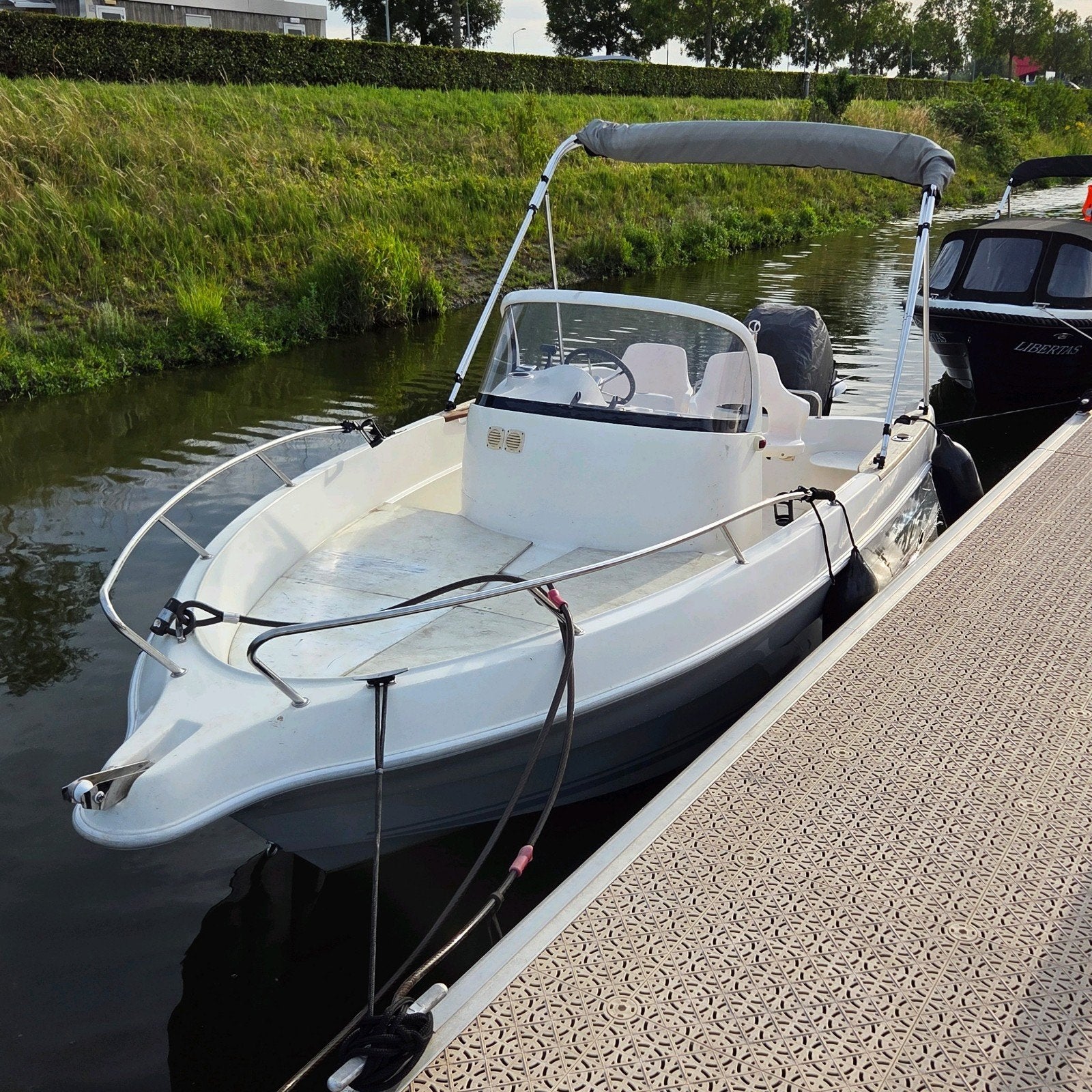 Quicksilver - 150pk 4t Mercury – Trailer, Watersport en Boten, Motorboten en Motorjachten, Gebruikt, Buitenboordmotor, 6 m, Polyester