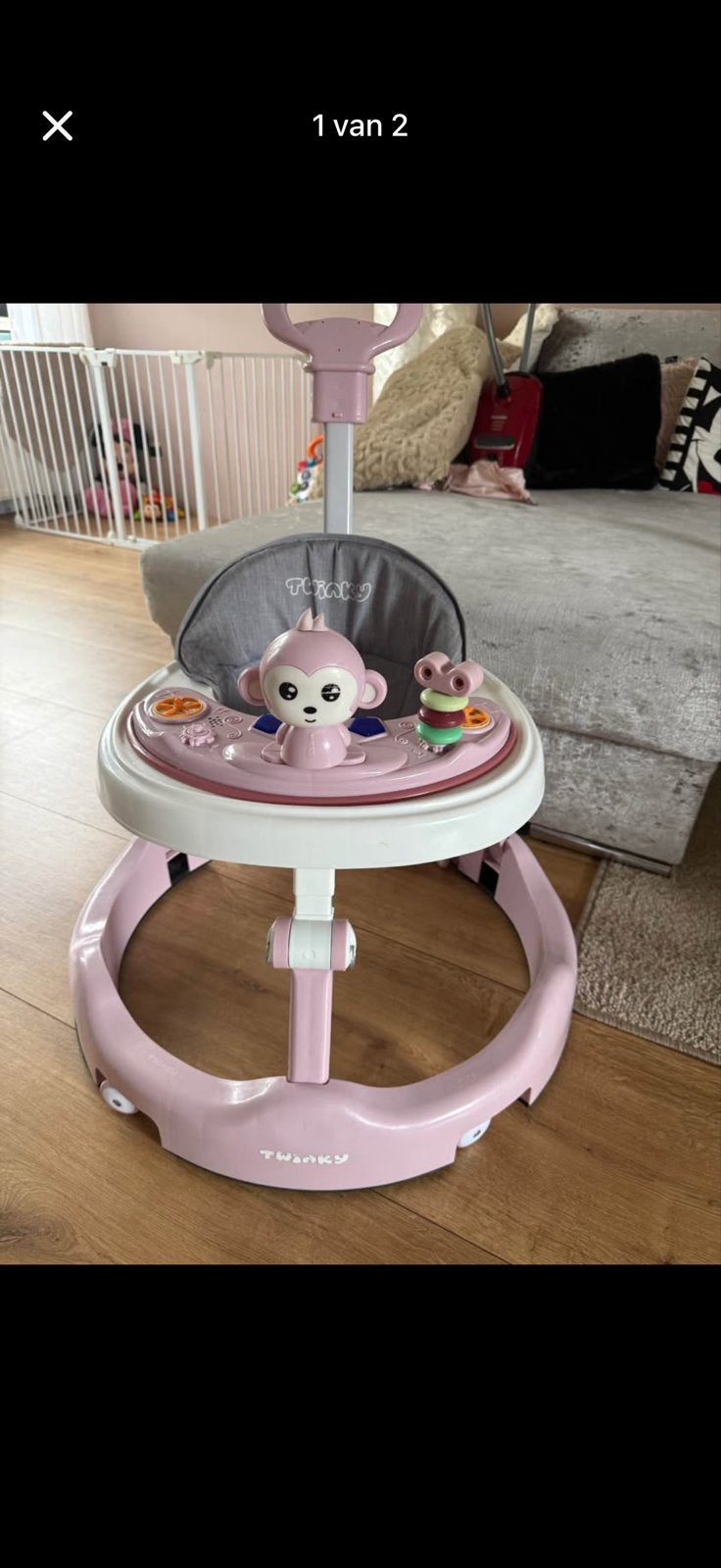 Twinky loopstoel  roze met aapje, Ophalen, Gebruikt