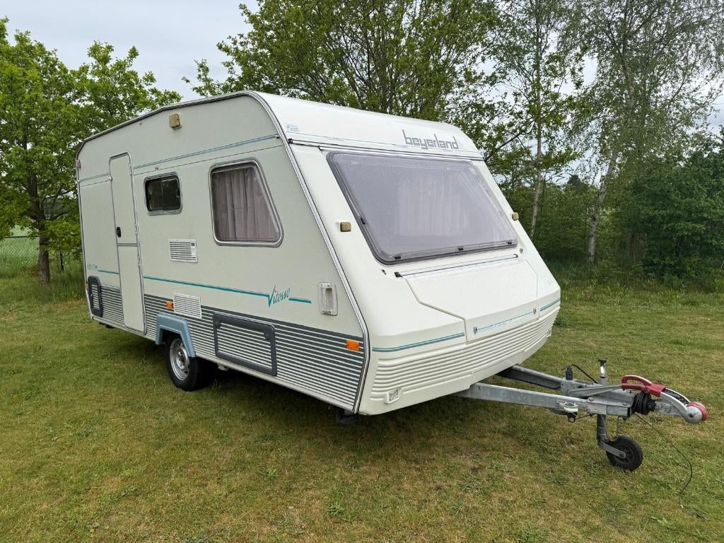 Beyerland Vitesse 430TM, Vast bed, Schokbreker, Bedrijf, Treinzit