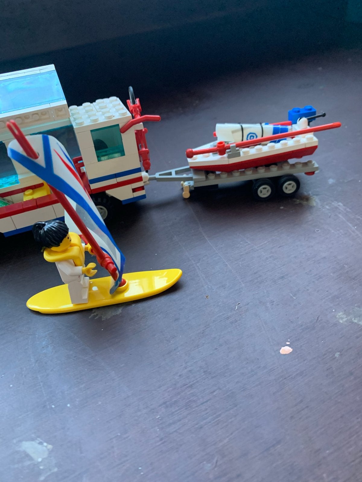 Foto 4 van Lego System 6351 Surfer met Camper en Boot