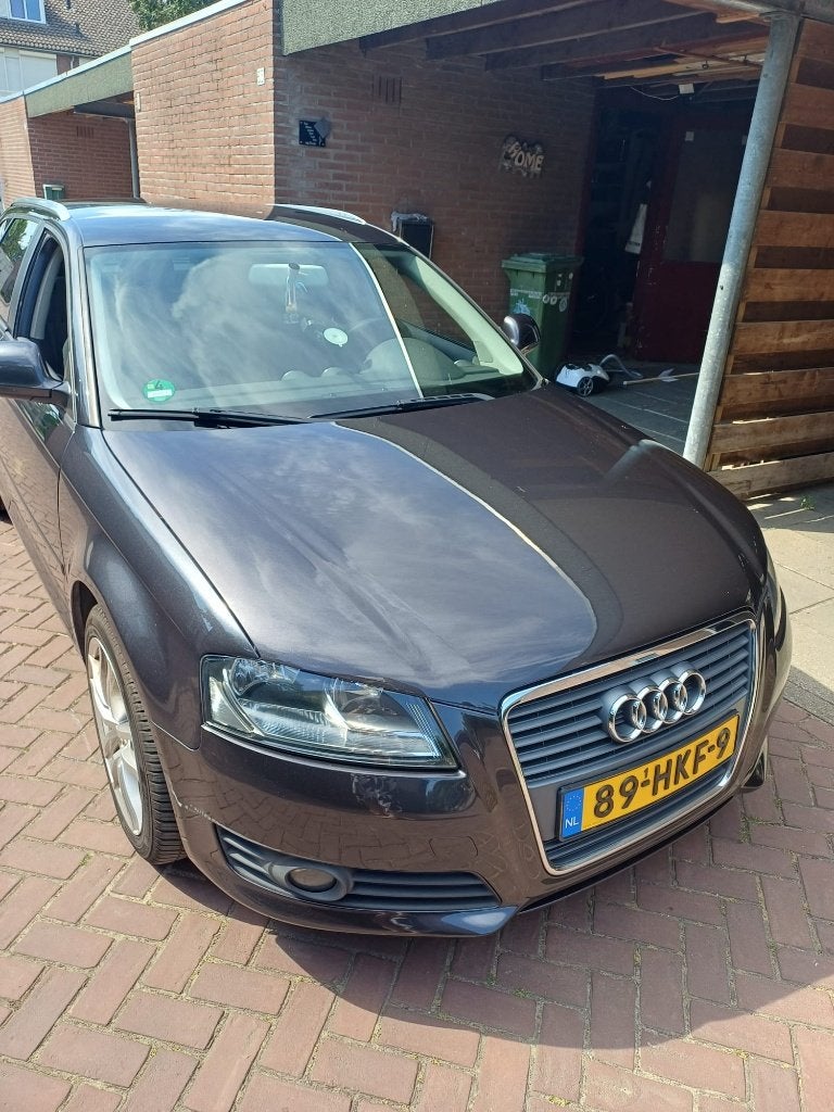 Audi A3 1.6 Sportback 75KW 2009 Grijs, Auto's, Audi, Voorwielaandrijving, Stof, 1200 kg, Grijs