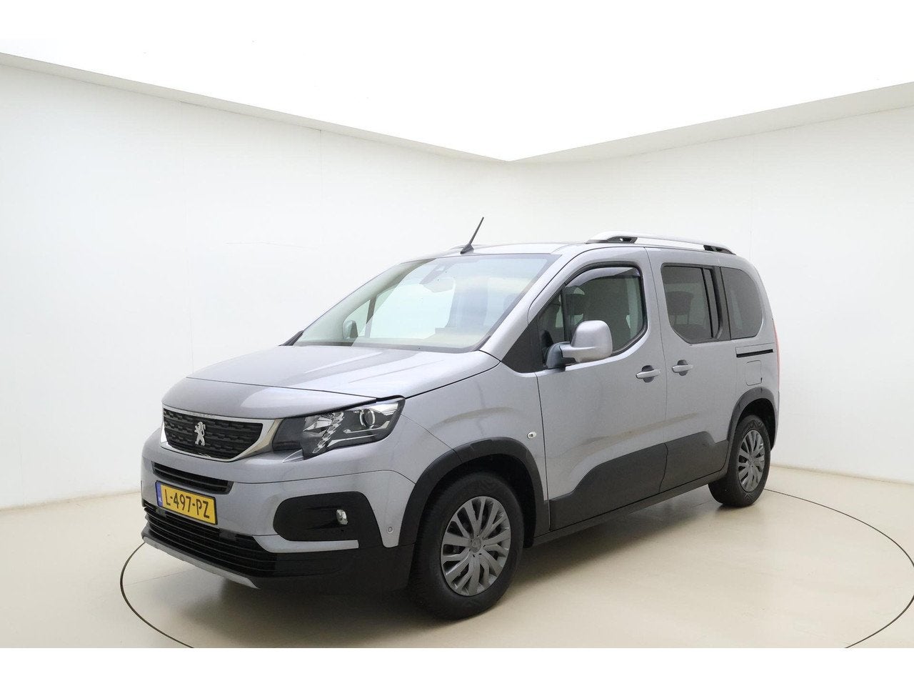 Peugeot Rifter 1.2 Puretech GT-Line | Trekhaak | Navigatie |, Auto's, Gebruikt, 1199 cc, 3 cilinders, MPV