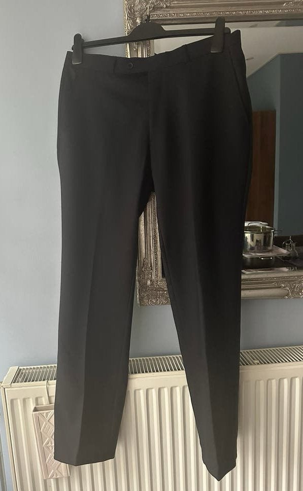 Heren of tiener pantalon Carl Gross, Ophalen of Verzenden, Zo goed als nieuw, Maat 46 (S) of kleiner, Zwart