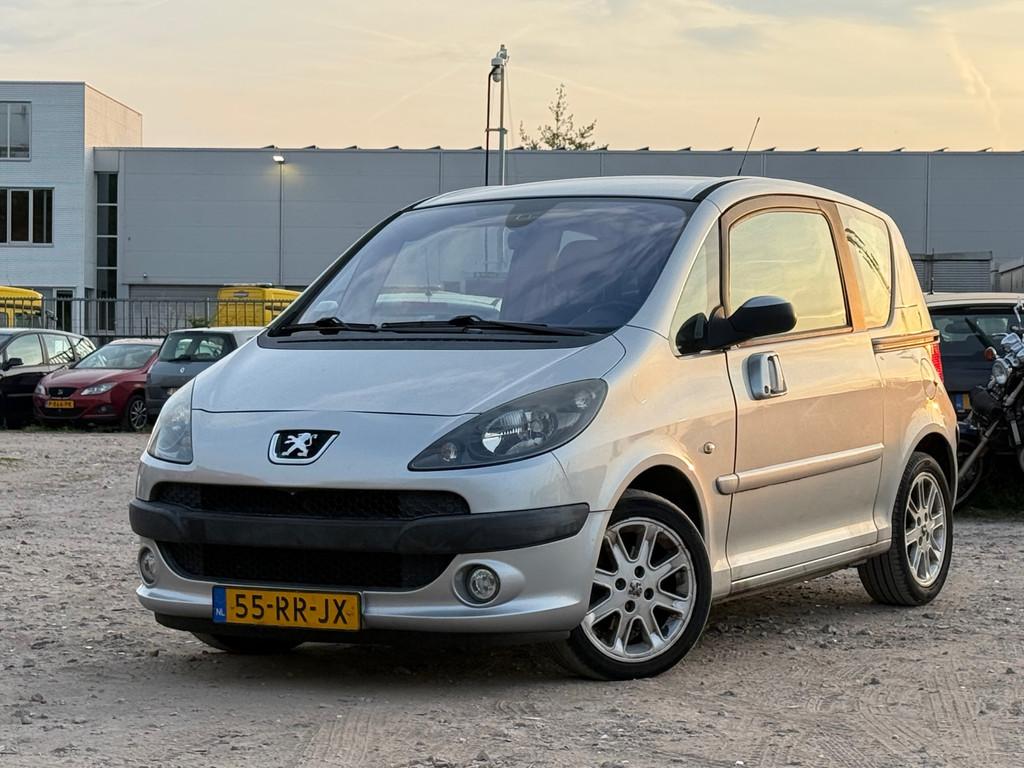 Peugeot 1007 1.6-16V Sporty/ AUTOMAAT, 15 km/l, Gebruikt, 4 cilinders, Bedrijf