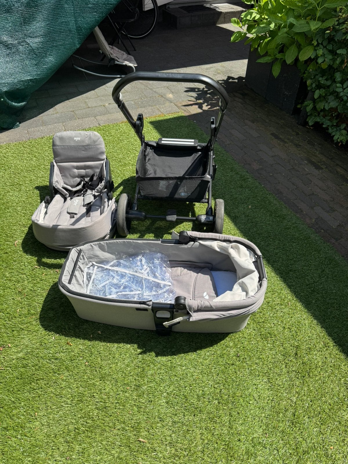 Joie Chrome kinderwagen, Zo goed als nieuw, Combiwagen, Verstelbare duwstang, Ophalen