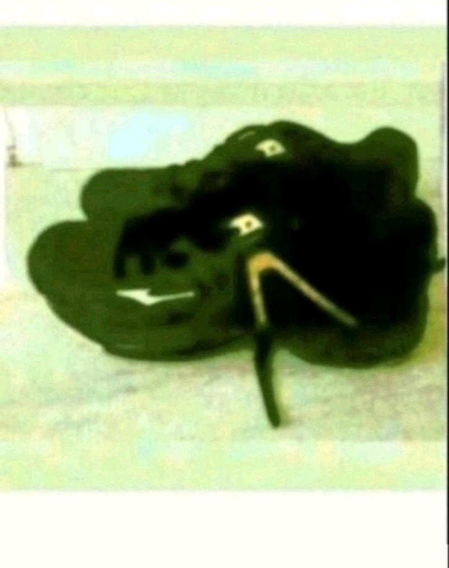 Erke zwarte schoenen, Zwart, Ophalen of Verzenden, Sneakers of Gympen, Zo goed als nieuw