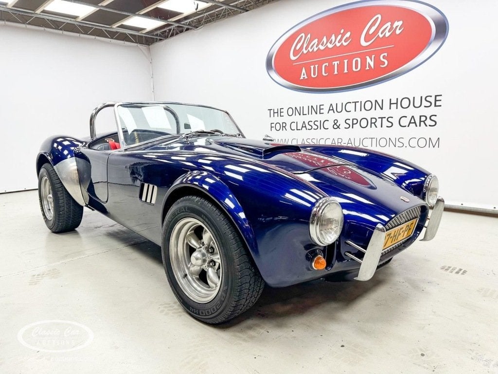 Zzzzz OVERIGE SUMO 2.9 V6 Cobra replica - ONLINE AUCTION, Auto's, Overige merken, 146 pk, Cabriolet, Blauw