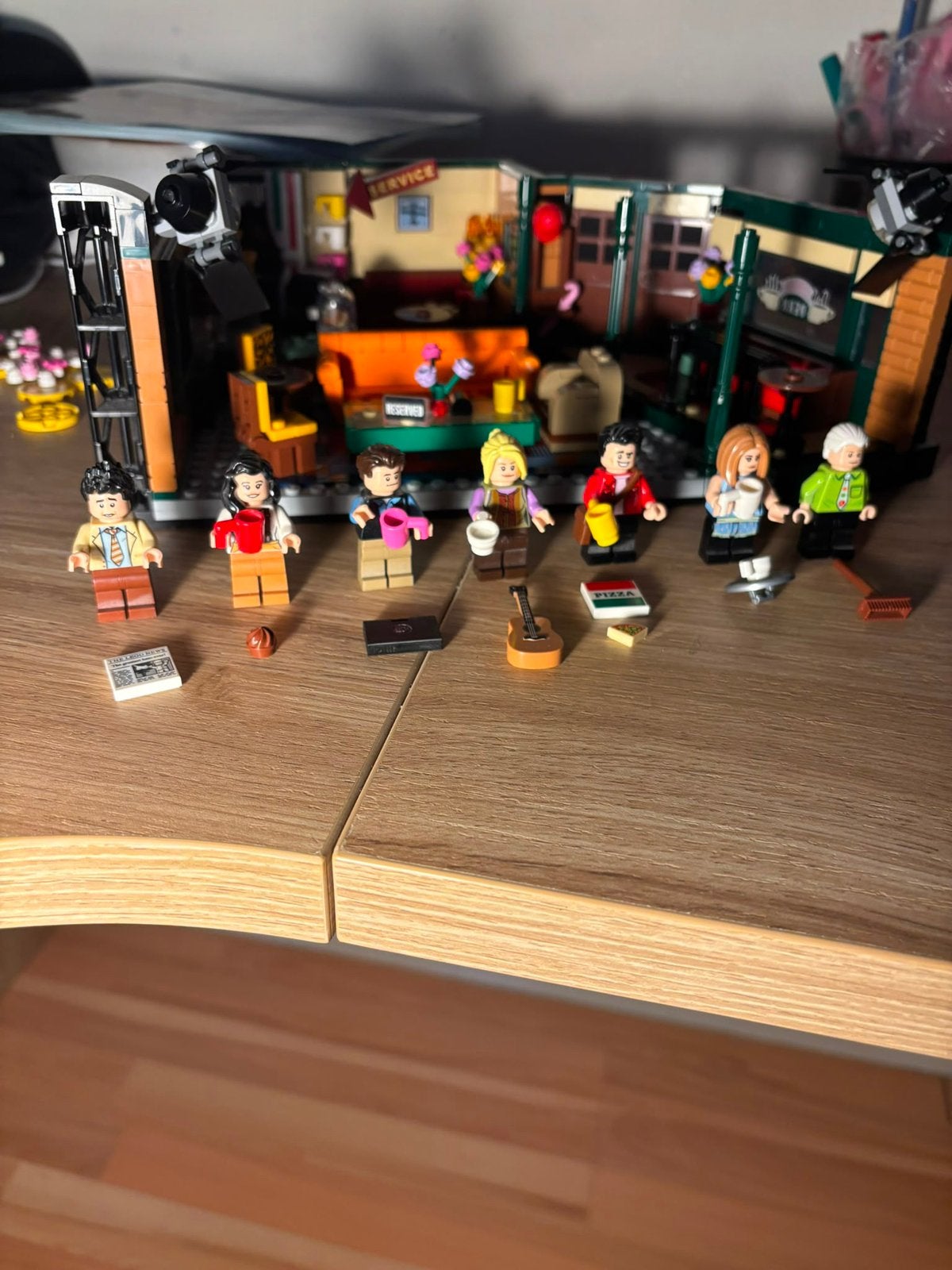 LEGO Central Perk, Ophalen of Verzenden, Zo goed als nieuw