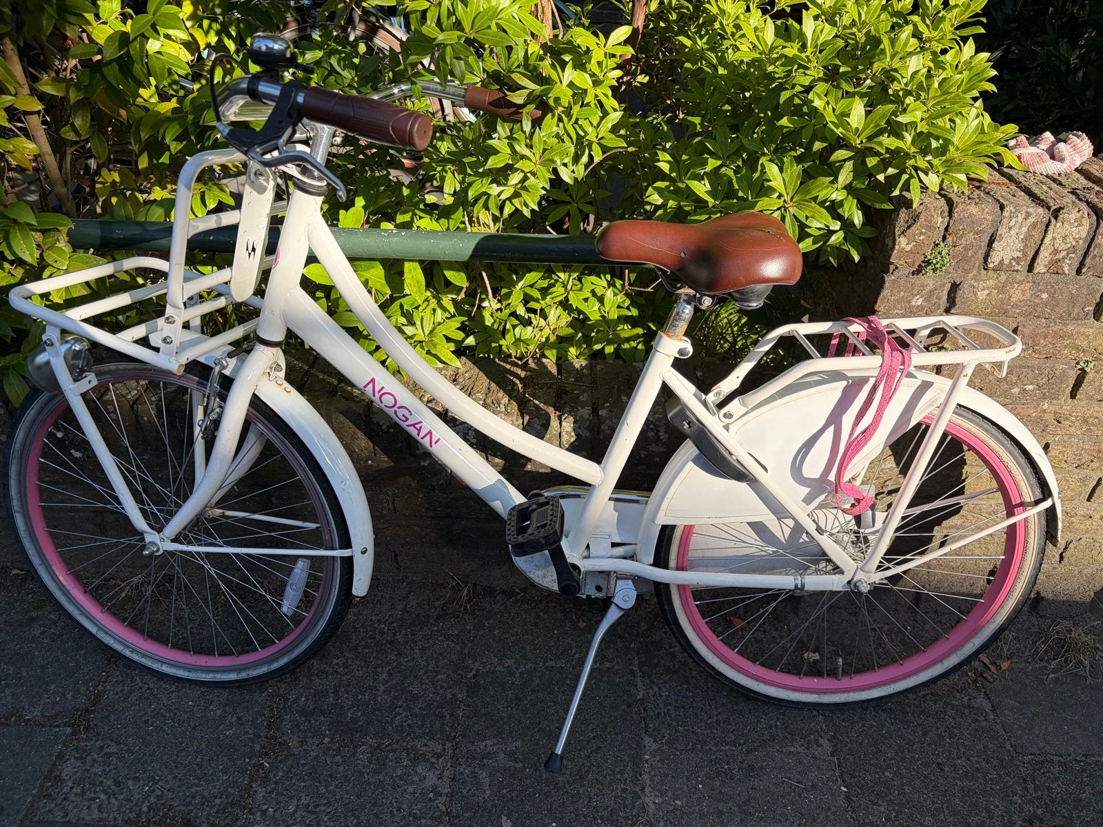 Nogan kinderfiets 7-10 jaar, wit/roze, gebruikt, Ophalen, Gebruikt, Terugtraprem, 20 inch of meer